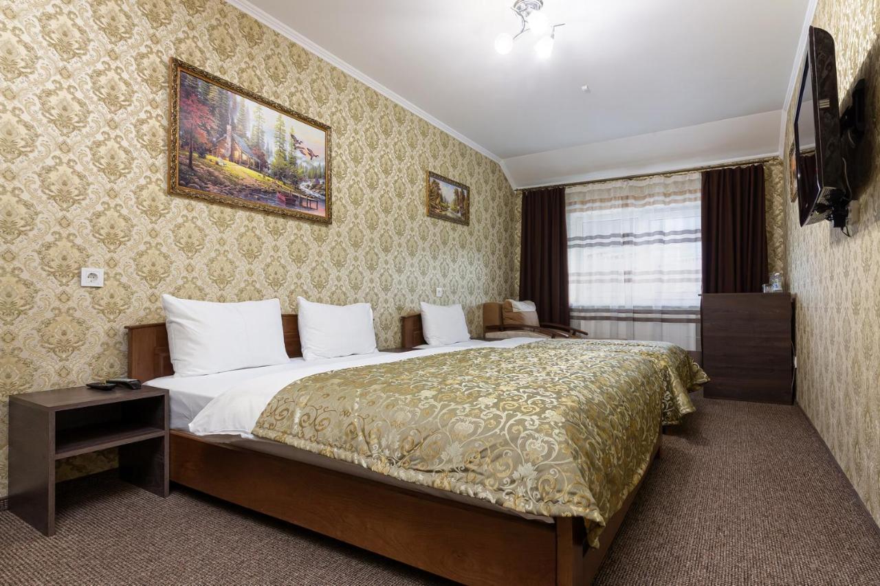 Kasimir Hotel Rooms Bukovel Bilik gambar